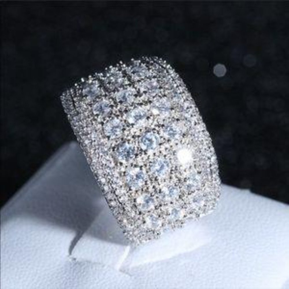 NEW SILVER ROUND  PAVE WIDE BAND RING, CUTE RING, SHINY RING. - Picture 6 of 8